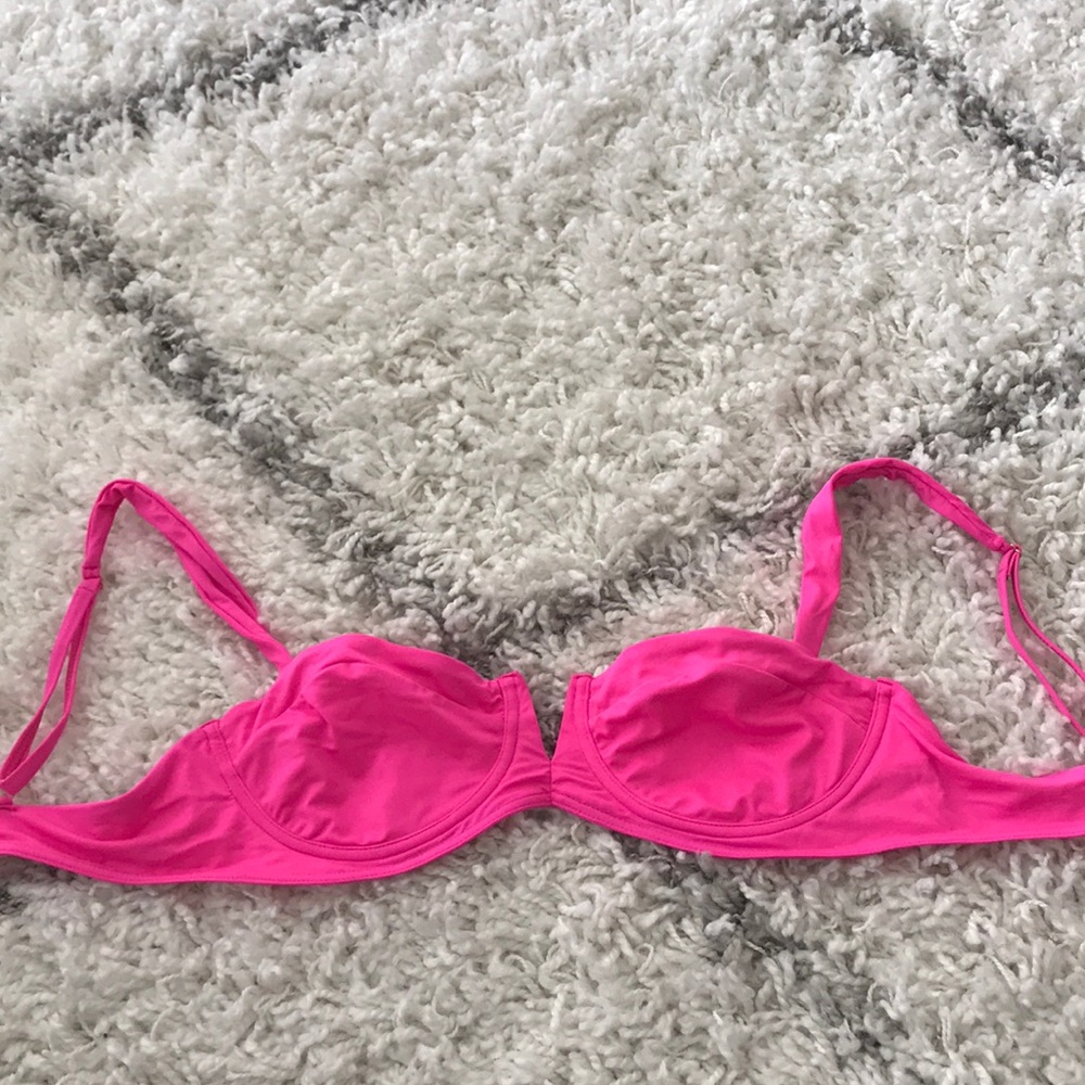 Monday Swimwear swim top